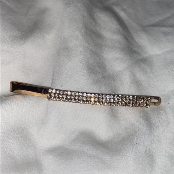 Bedazzled Hair Clip - Picture 1 of 3